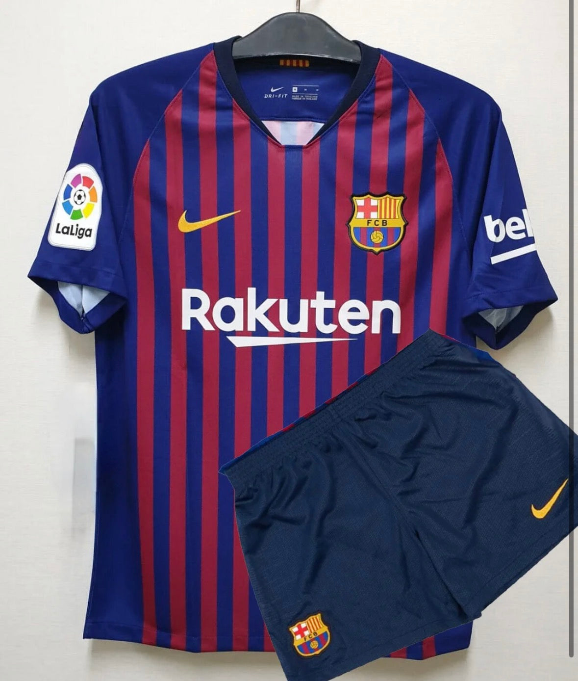 Barcelona Messi retro kit